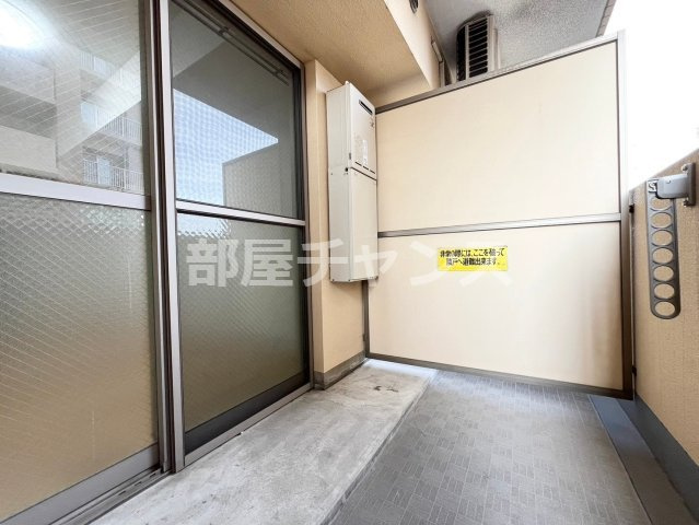 クレシェール大須のバルコニー