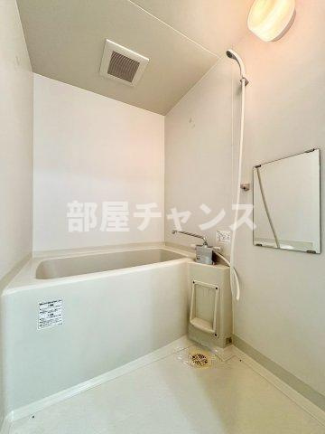 サンドリヨンの浴室