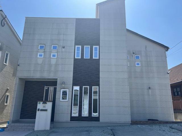 三田市西山２丁目　中古戸建