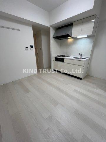 リュエルうめきたの居間・リビング|こちらの居間で趣味の時間をお楽しみください