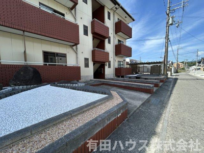 【駐車場】 | メゾンアリダ