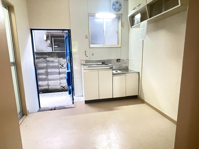 昭島市福島町の賃貸マンションの居間・リビング