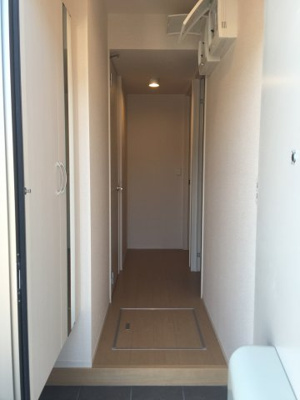 【玄関】 | ロイヤルタウン篠山口B棟