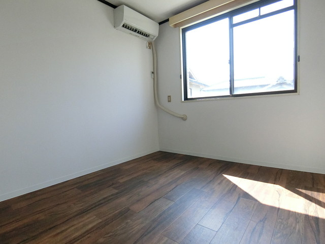 ラ・フェスタ牧野の居間・リビング