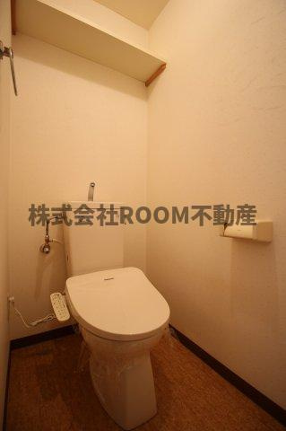 ＠フィールドのトイレ|トイレです