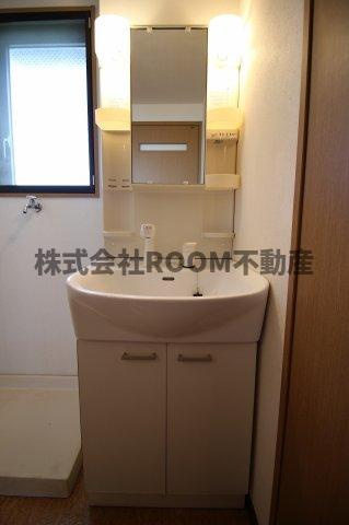 ＠フィールドの独立洗面台|独立洗面台で身支度をすべて済ませてしまいましょう