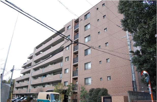 ユニ・アルス洛西プレジオの外観