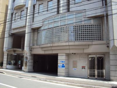 マイア松本のエントランス