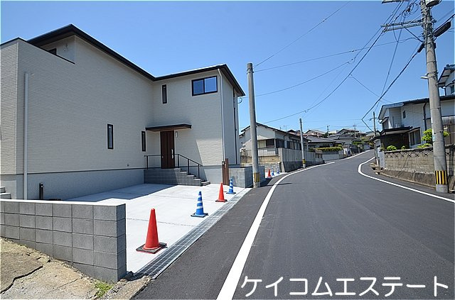サンプルの駐車場