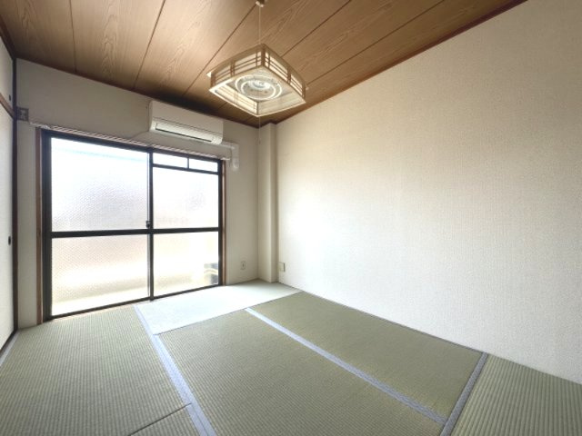 田島マンションの和室