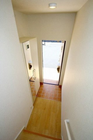 レイナの玄関|収納もある玄関です