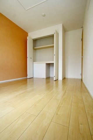 レイナの内装|明るい室内です