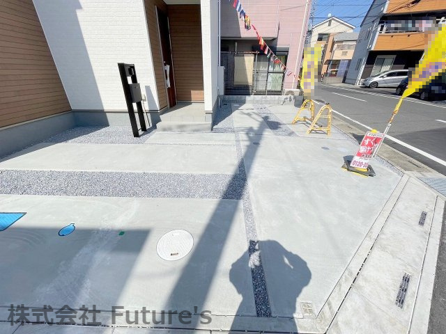 三郷市戸ケ崎3丁目　新築戸建　全7棟　1号棟の駐車場|カースペース2台完備です