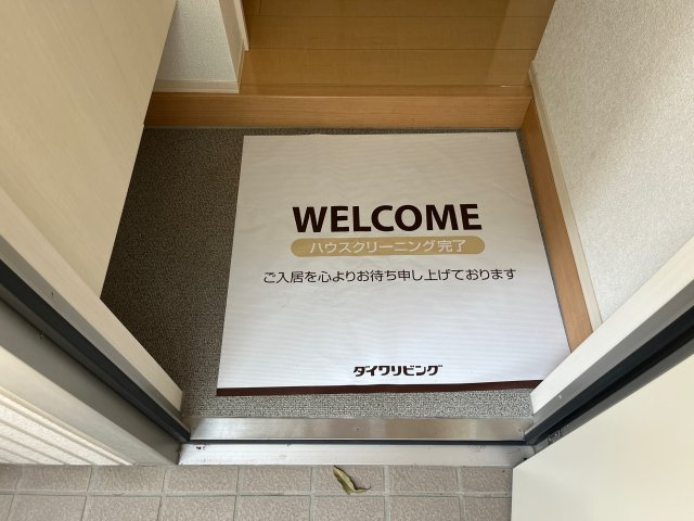 モダンコート東阿保の玄関