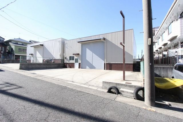 植田東１丁目倉庫Ｅの外観