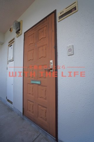 石村ビル【キャッシュバック対象物件】の玄関|きれいな玄関です