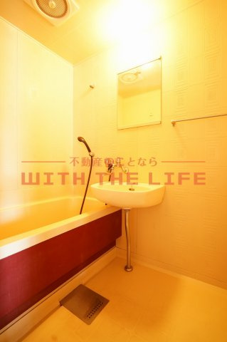 石村ビル【キャッシュバック対象物件】の浴室|日々の暮らしに欠かせないお風呂です