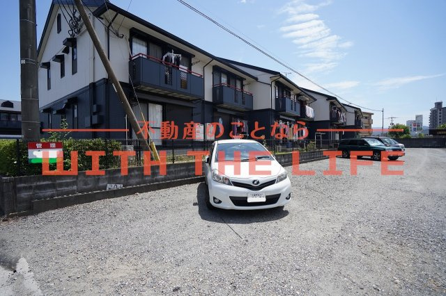 石村ビル【キャッシュバック対象物件】の駐車場|駐車場です