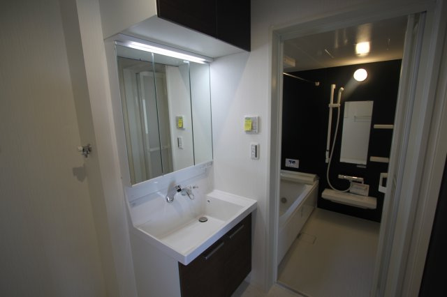 【独立洗面台】 