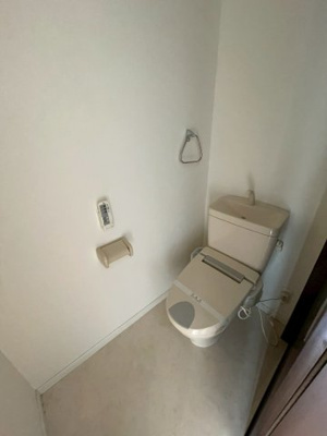 【トイレ】 | レーヴ グランディス B