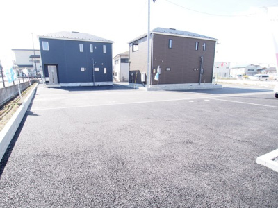 【駐車場】 | Cradle garden　二本松市油井　第4　2号棟 | 車の移動もスムーズにできます♪