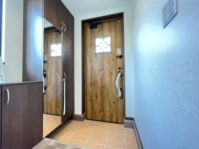 八戸市大字大久保字袖ノ沢の玄関