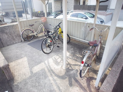 【その他共用部分】 | クレールヒル白水 | 駐輪場