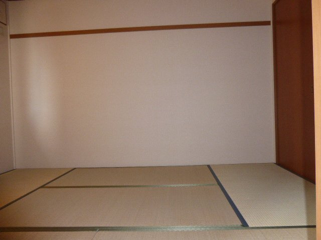 ファミール砂子A棟の子供部屋