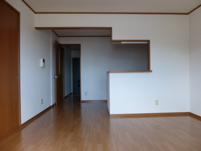 ファミール砂子A棟の居間・リビング