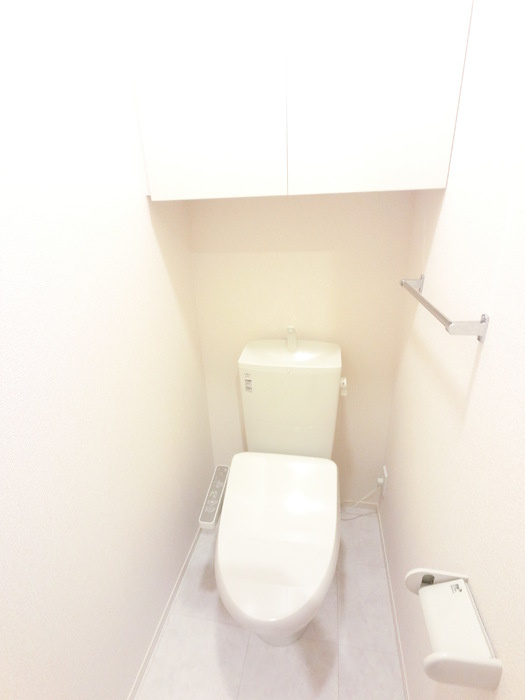 ＴＴ Annexのトイレ|冬でも温かく快適です。もちろん洗浄機能もついています。
