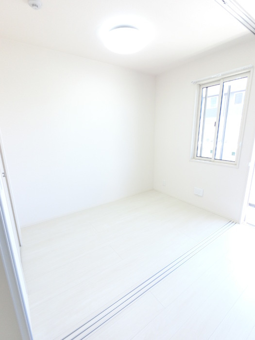 ＴＴ Annexの洋室|明るいフローリングフロアです。