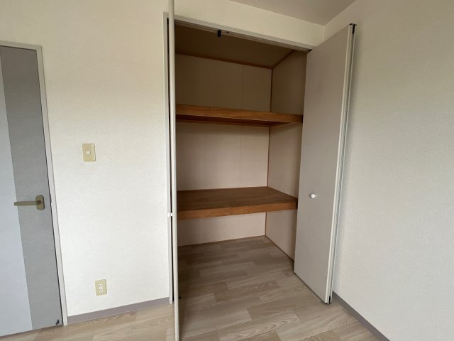 ディアス小松の収納