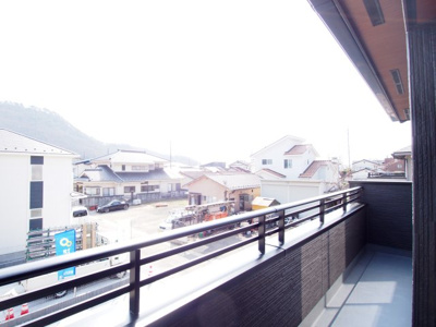 【展望】 | Blooming　Garden　御山中屋敷　1号棟