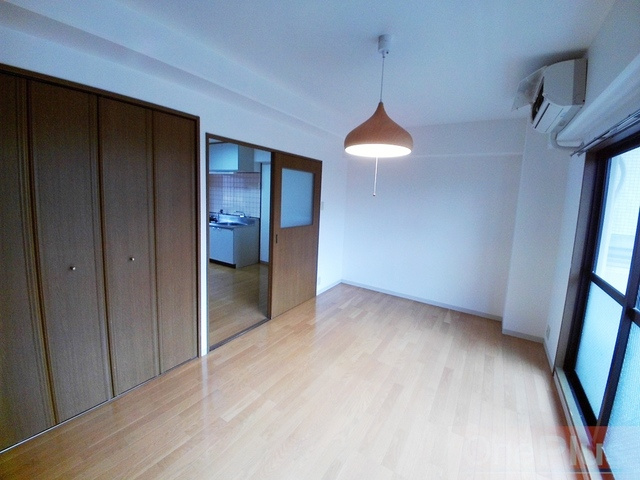 サイレンスⅠの洋室