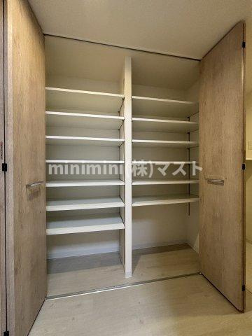 ラフェリーチェ難波の収納