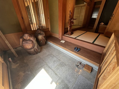 【玄関】 | 春日町中山中古住宅2100万円