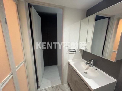 【独立洗面台】 | LiveFlat戸越 | 独立洗面台、朝の身支度には欠かせません