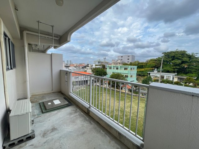 第2マンションみやさとのバルコニー