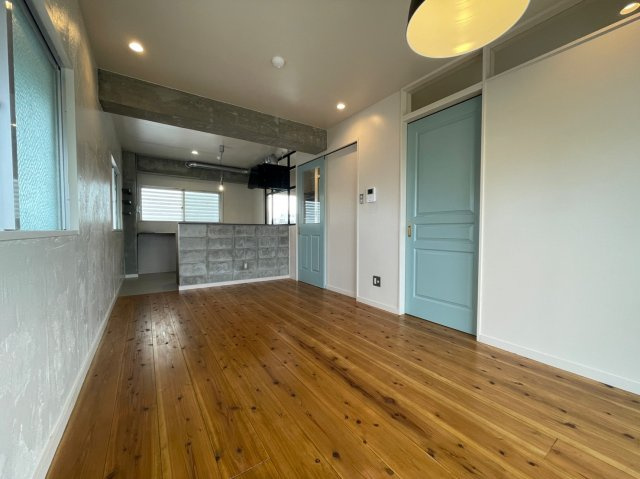 第2マンションみやさとの居間・リビング