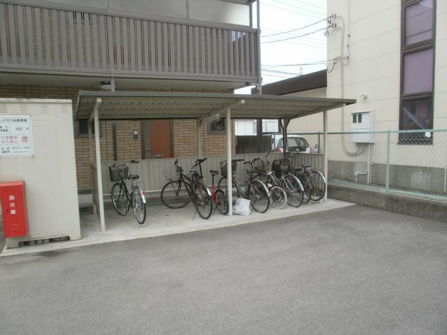 ボンヌジュルネのその他共用部分|駐輪場です。