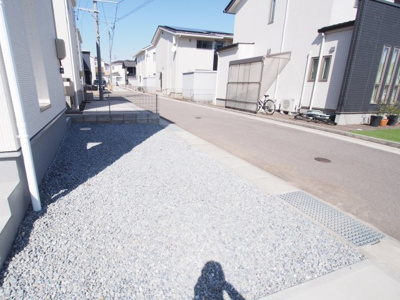 【駐車場】 | Livele Garden.S　南沢又西原前　1号棟