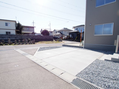 【駐車場】 | Livele Garden.S　南沢又西原前　1号棟