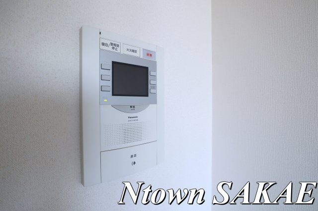 【セキュリティ】 | プレサンス栄ライズ | モニター付きインターホンです