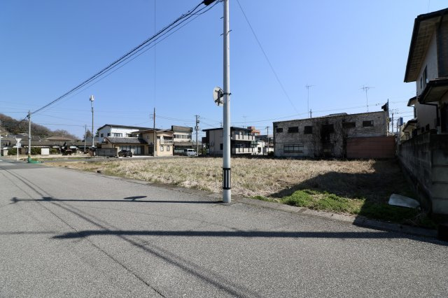 足利市西砂原後町の売地の前面道路含む現地写真