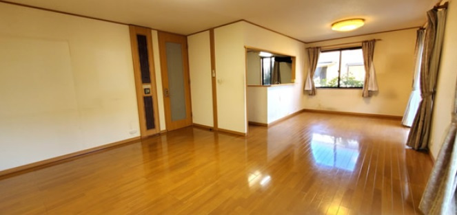 宇都宮市西川田南１丁目　戸建　予約済の居間・リビング