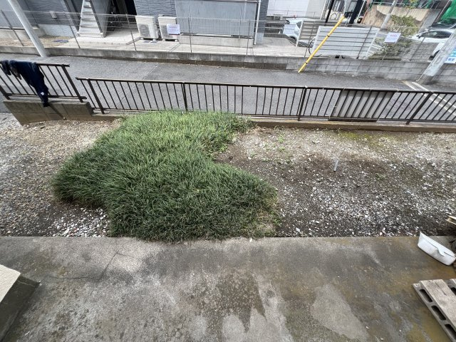 メゾンエクシードの庭