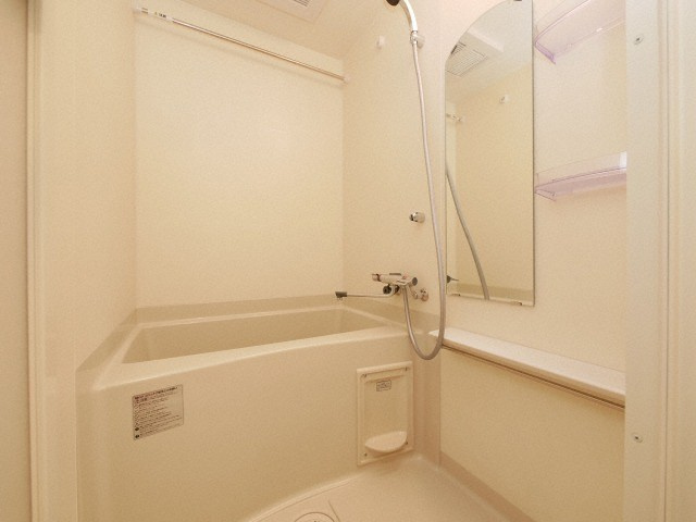 プレサンス立売堀ベルヴィルの浴室