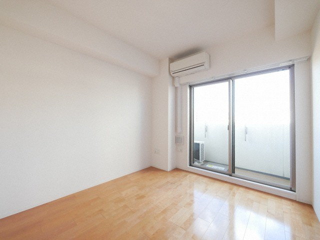 ＳＥＲＥＮｉＴＥ谷四の居間・リビング