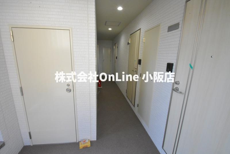 クリエオーレ俊徳町のロビー