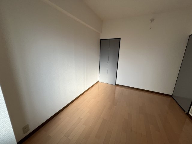 第3サンフローラルハイツの洋室